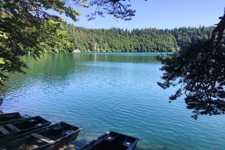 Combien De Km Fait Le Tour Du Lac Pavin