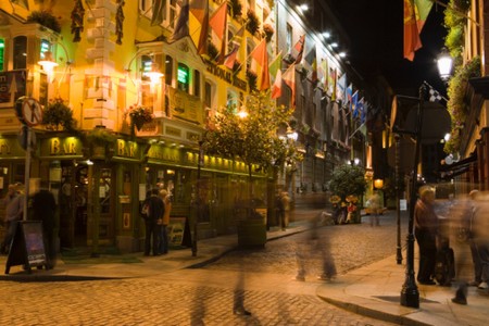Dublin, by night