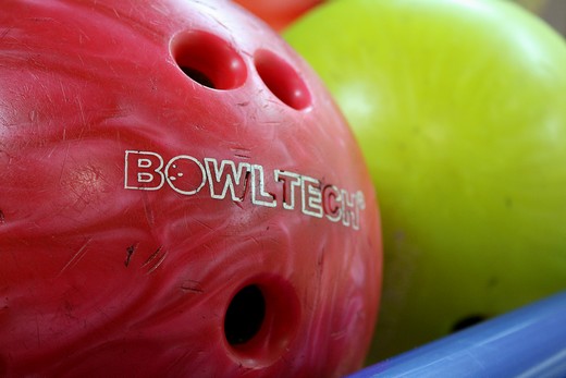 bowling01