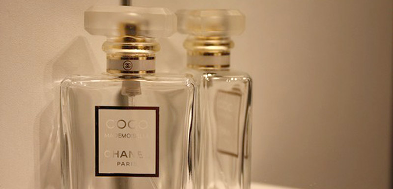 De La Difficulte De Choisir Un Nouveau Parfum Merci Pour Le Chocolat