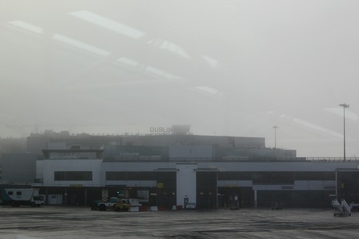 Dublin airport... dans la brume