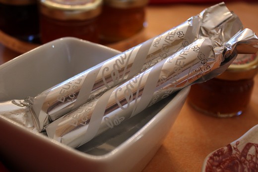 Château de l'Abbaye de Moreilles - Vendée - petit déjeuner au coin de la cheminée