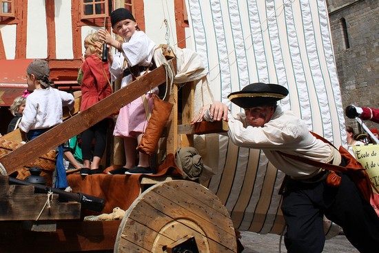 petits pirates, lors des fêtes historiques de Vannes - juillet 2009