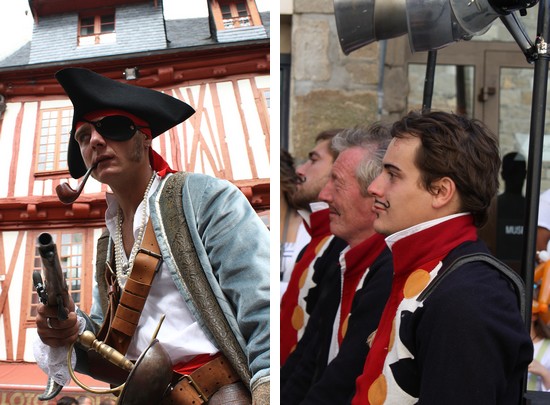 pirate et garde républicaine - fêtes historiques de Vannes - juillet 2009