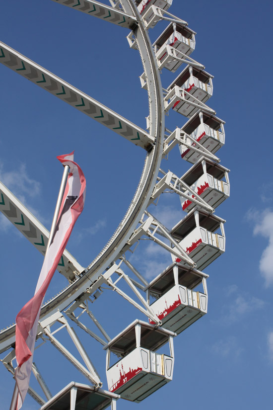 la grande roue - le Dom - Hambourg