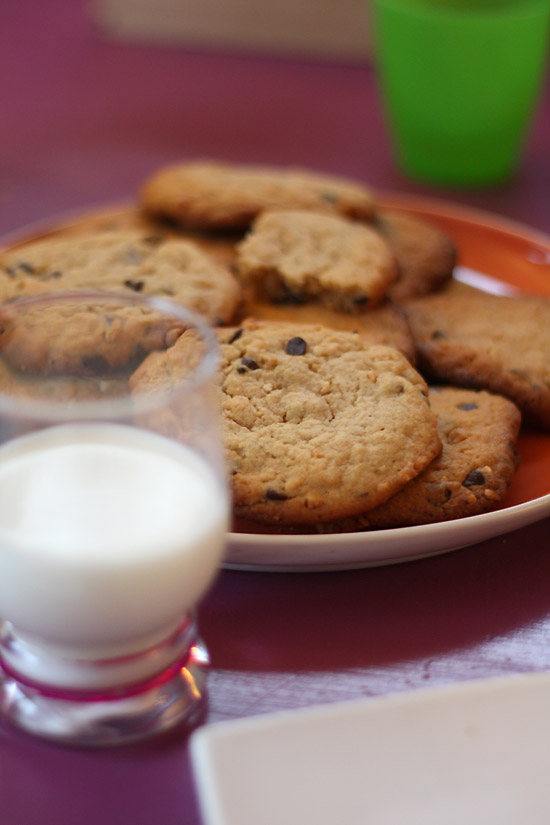recette cookies cacahuètes chocolat cannelle - via mercipourlechocolat.fr