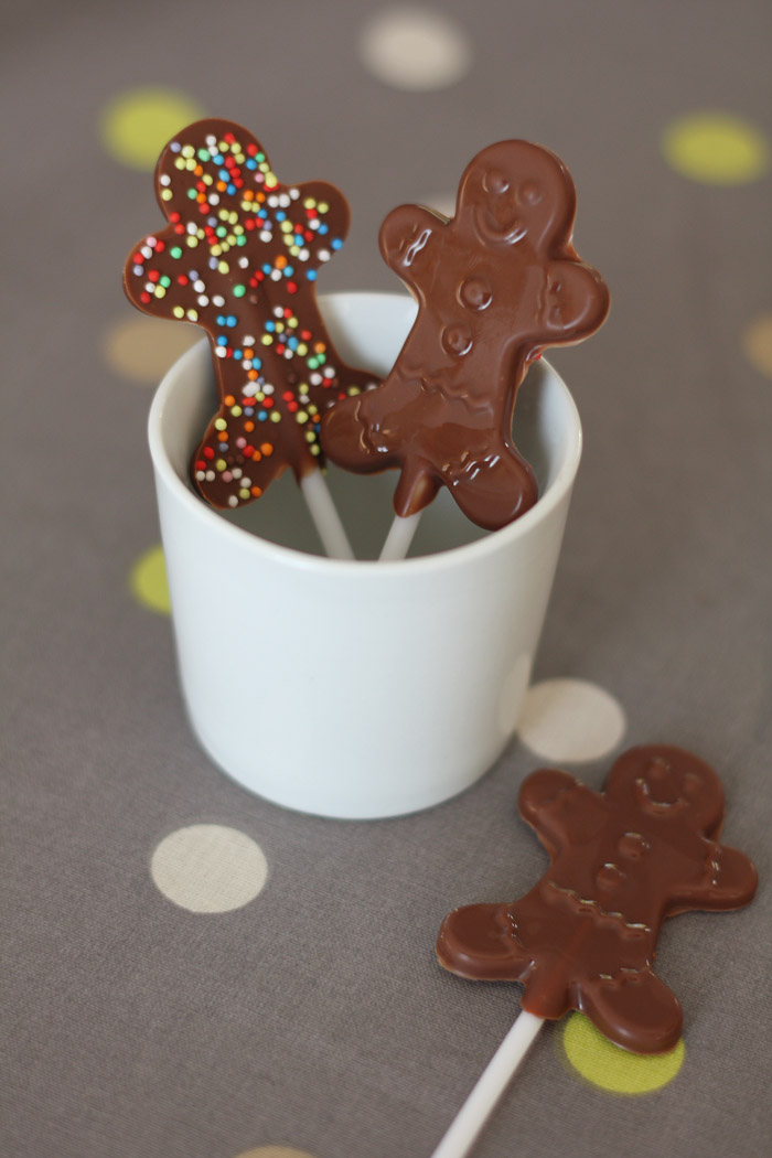 Sucettes en chocolat - L'Atelier Goûters Rigolos, Aline Caron, éd. Larousse  