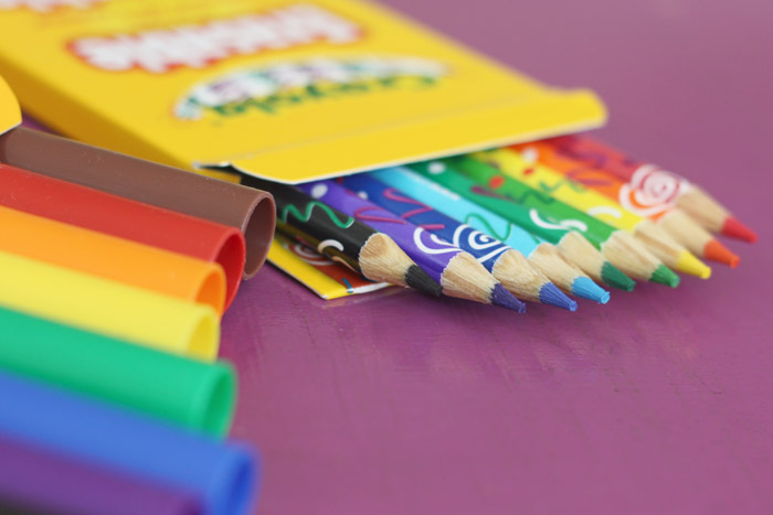Crayola - 24 feutres a dessiner, comme a l'ecole - rentree scolaire