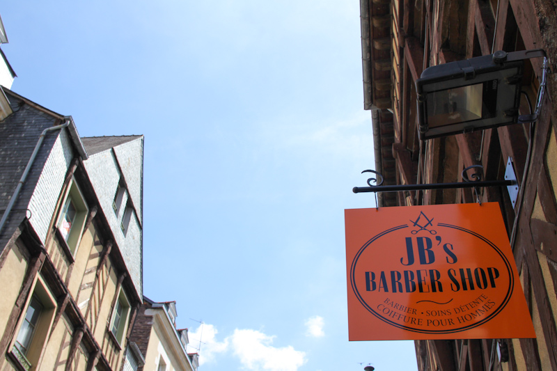 WBZH_barbershoprennes01