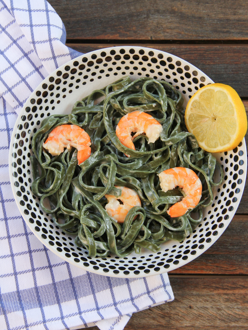 Tagliatelles à la spiruline et aux crevettes (pour la recette, cliquez sur l'image)