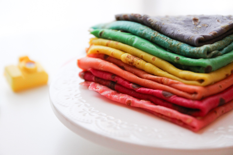 Rainbow crepes - chandeleur (cliquez sur l'image pour la recette)