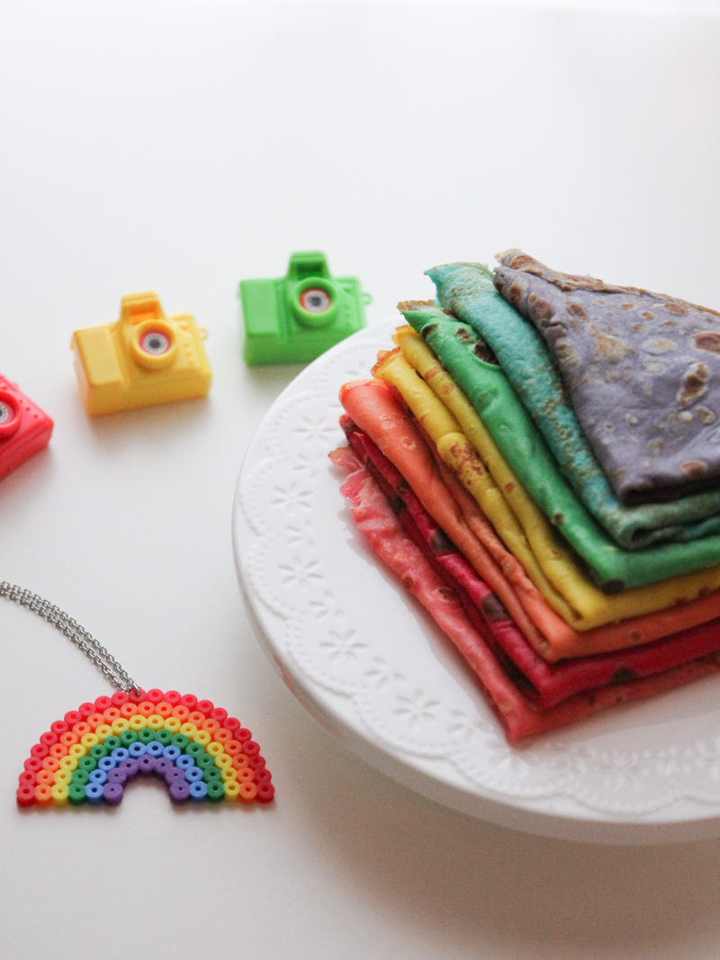 Rainbow crepes - chandeleur (cliquez sur l'image pour la recette)