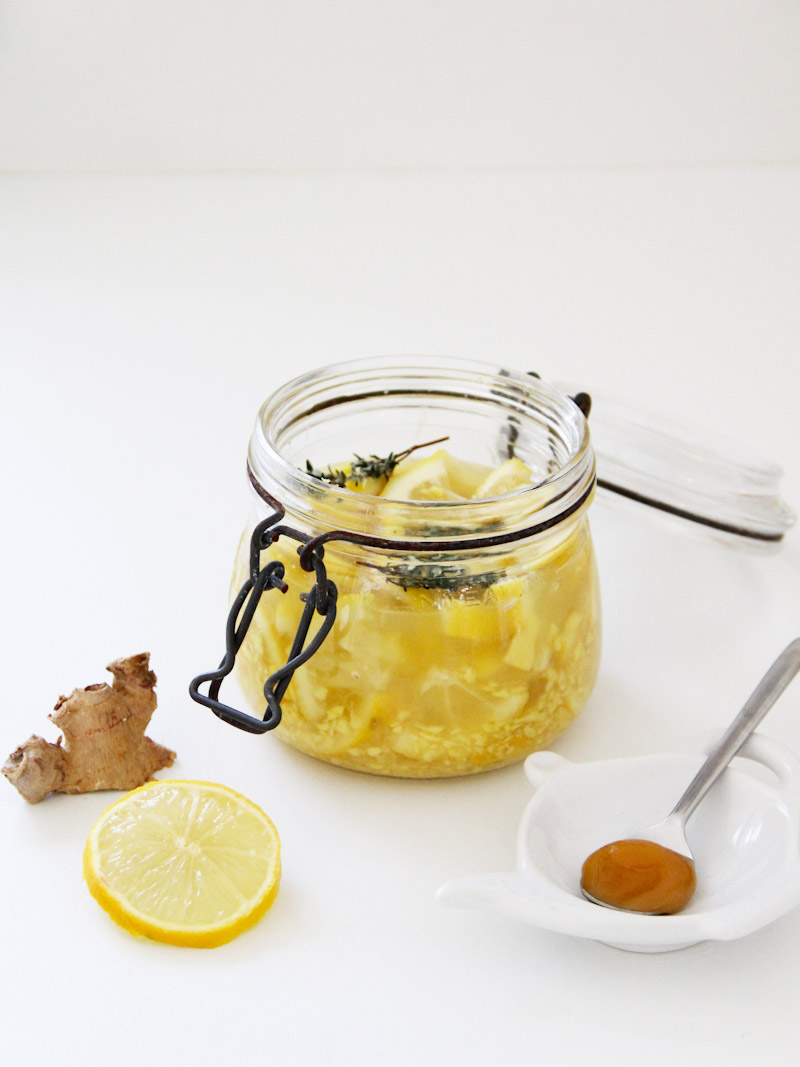 Recette facile potion magique thym miel citron gingembre pour résister à l'hiver ! (via mercipourlechocolat.fr)