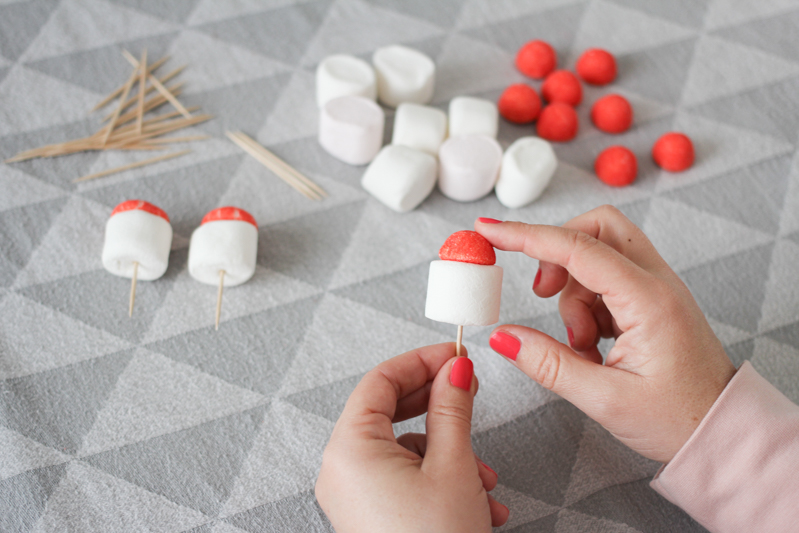 DIY marshmallows pirates (via mercipourlechocolat.fr)