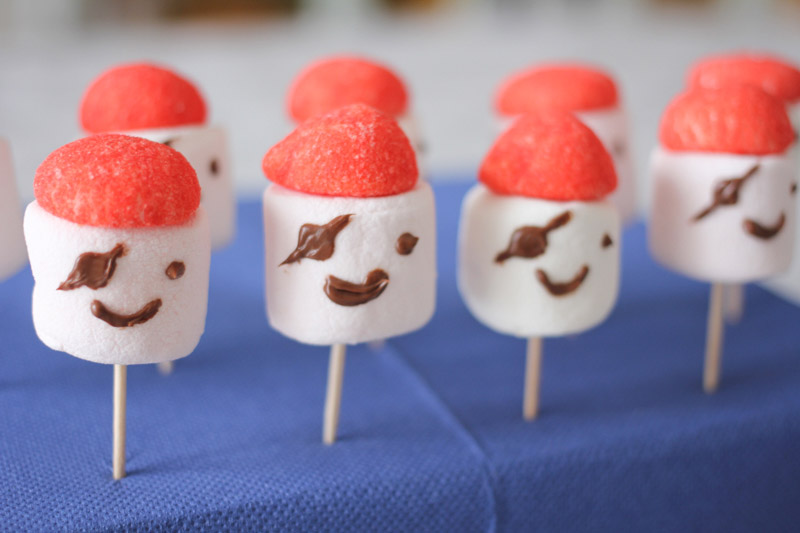 DIY marshmallows pirates (via mercipourlechocolat.fr)