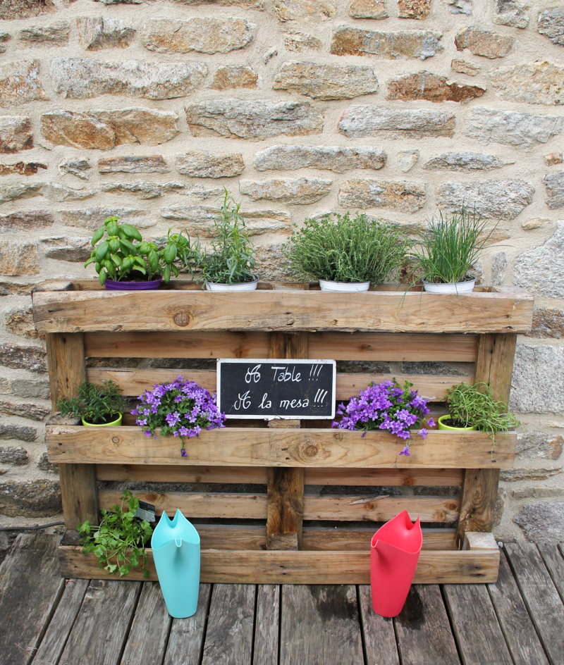 DIY 100% récup : palette jardinière (via wonderfulbreizh.fr)