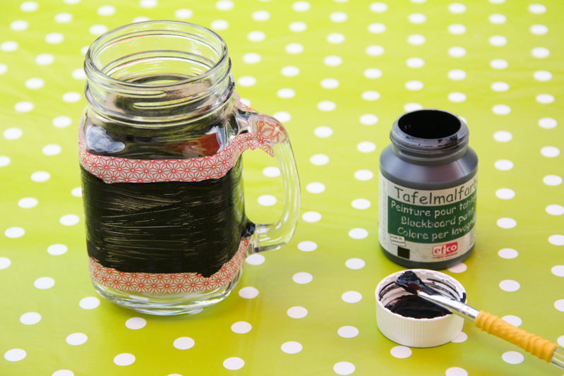 DIY cadeau pour les maîtresses : mug infuseur personnalisable (via www.mercipourlechocolat.fr)