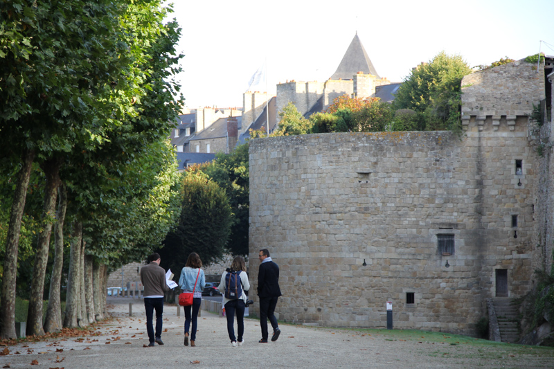 Dinan, Bretagne (via mercipourlechocolat.fr)