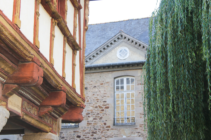 Dinan, Bretagne (via mercipourlechocolat.fr)