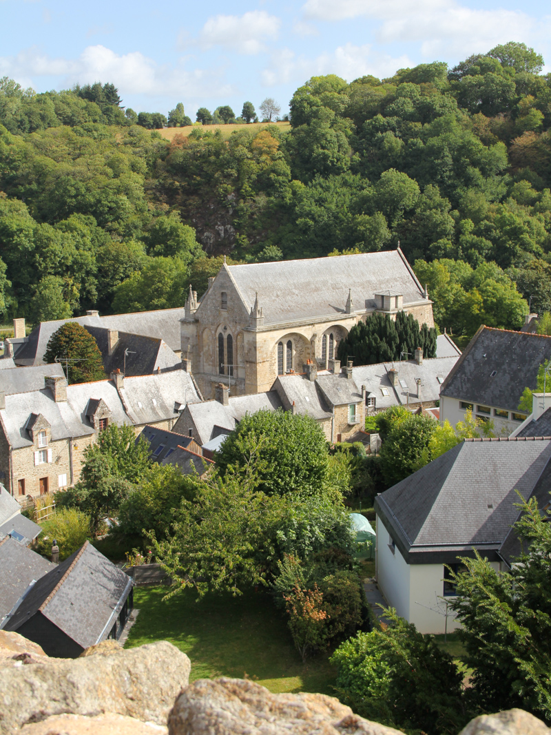 abbaye Léhon, Dinan Bretagne (via wonderfulbreizh.fr)