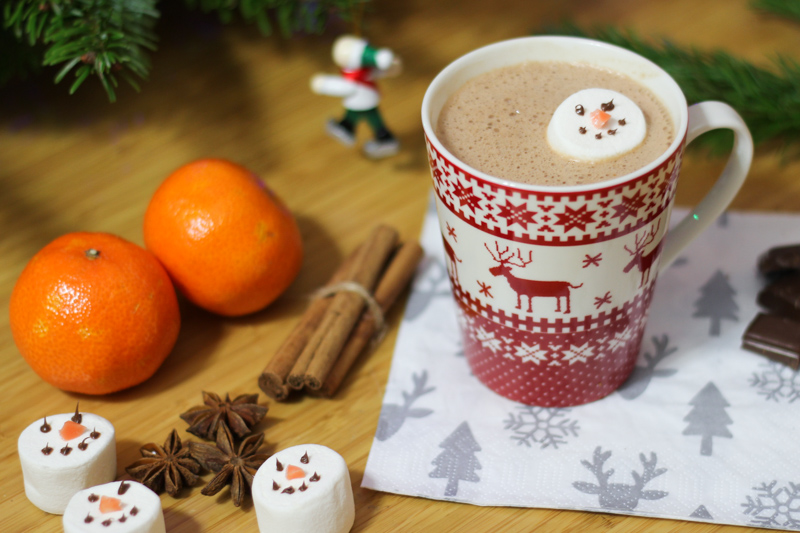 Chocolat chaud de Noël au chamallow