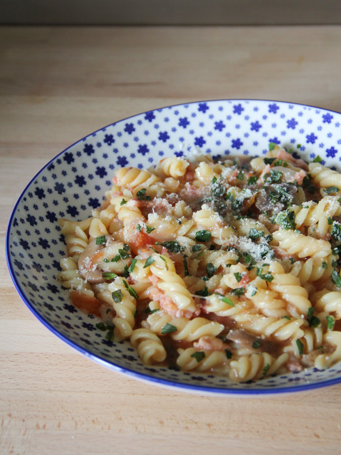 ONE POT PASTA - recette facile et super rapide au Cook Processor KitchenAid (via mercipourlechocolat.fr)