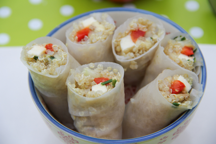 ROULEAUX DE PRINTEMPS AU QUINOA - recette facile (via mercipourlechocolat.fr)