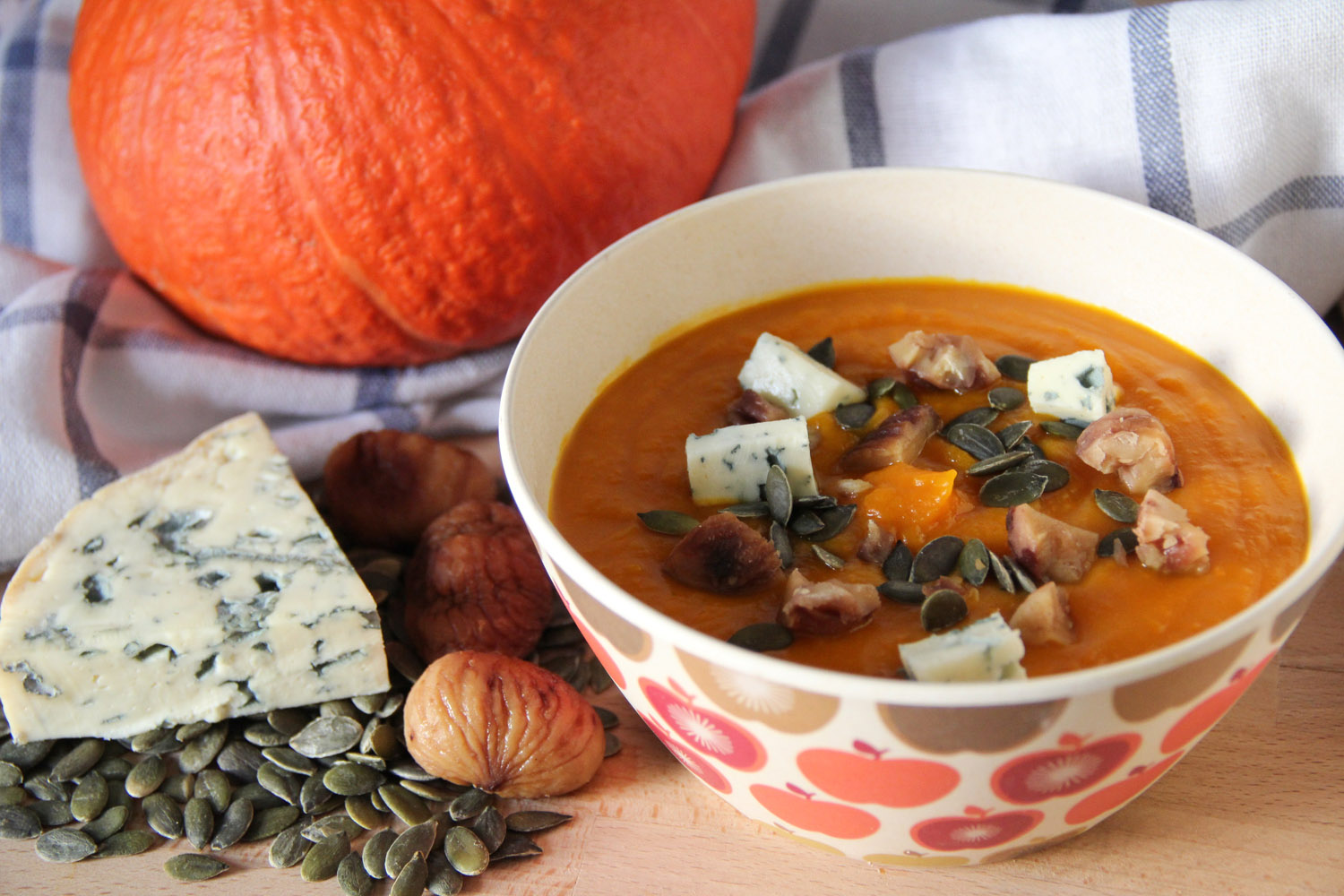 Veloute De Potimarron Chataignes Fourme D Ambert Recette Cook Processor Kitchenaid Merci Pour Le Chocolat