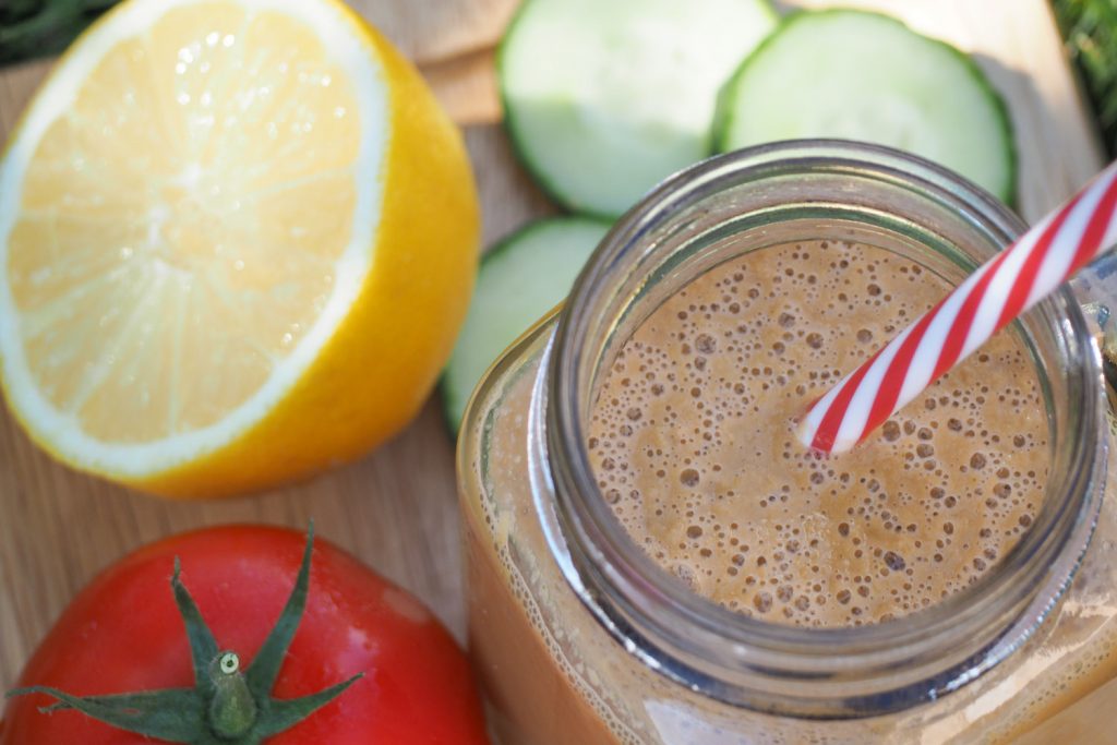 GASPACHO DE TOMATES À LA CORIANDRE - recette facile au SuperBlender KitchenAid