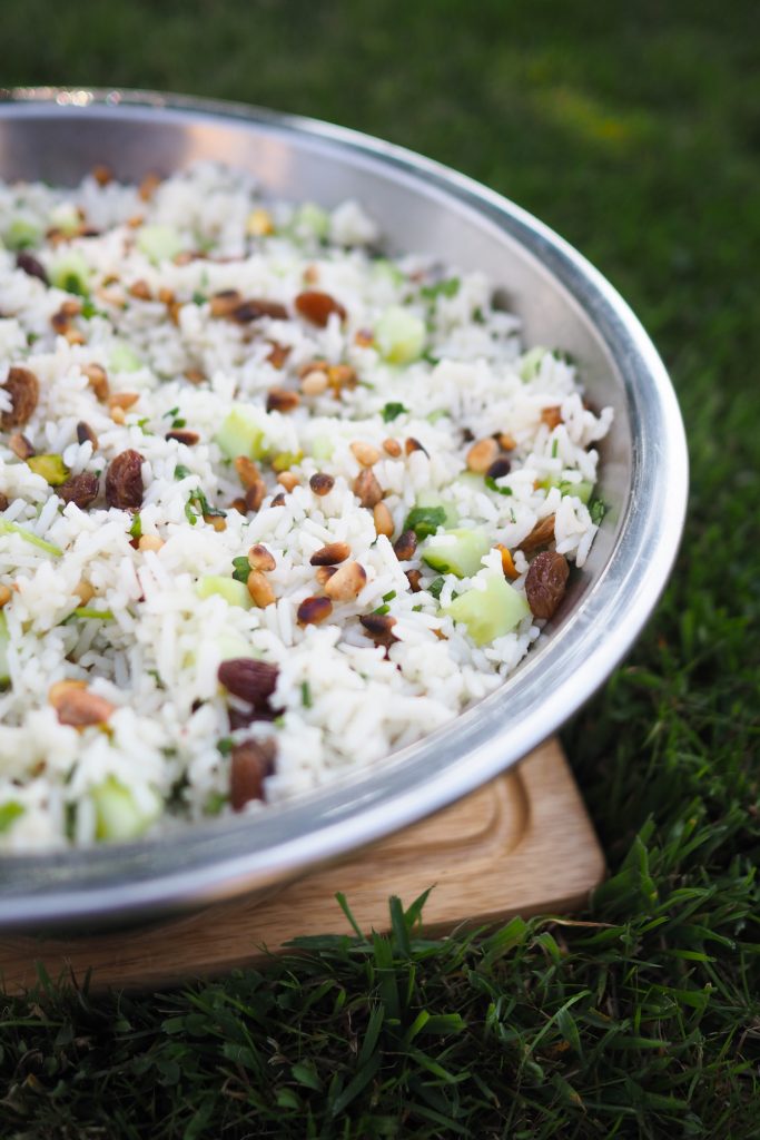 Salade de riz, coriandre, pignons de pin... - recette facile via mercipourlechocolat.fr