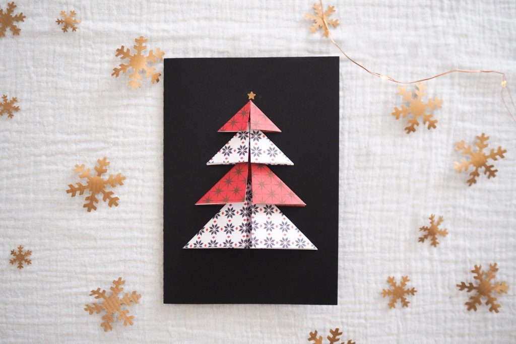 DIY - carte voeux noel sapin 3D fait maison (via mercipourlechocolat.fr)