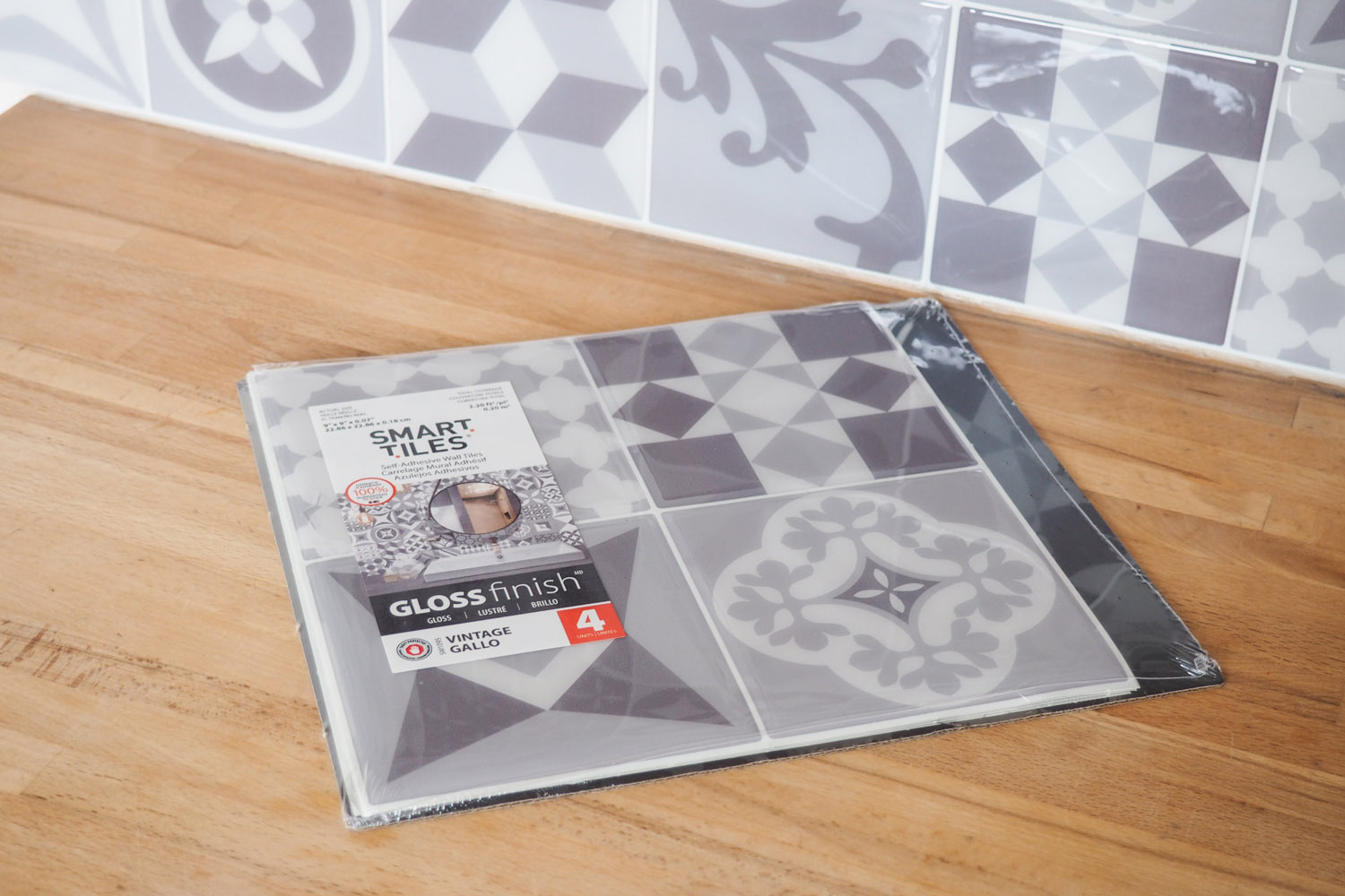 Un petit coup de frais dans ma cuisine - carreaux SmartTiles | Merci