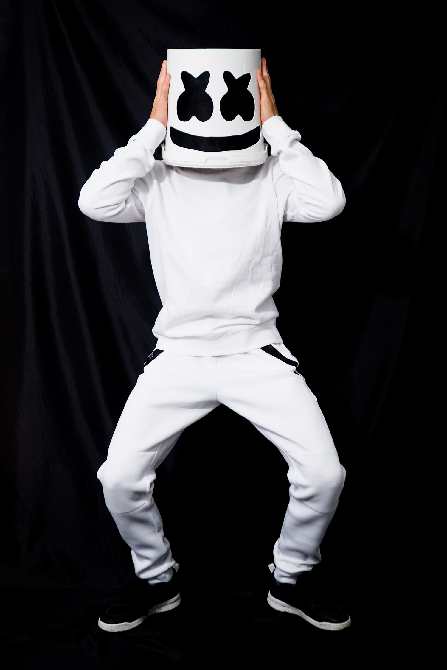 DIY costume DJ Marshmello casque Halloween Merci pour le chocolat
