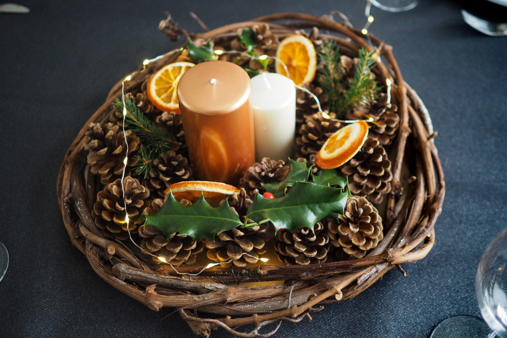 DIY - déco de table nature pour Noël (via mercipourlechocolat.fr)