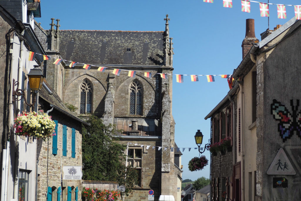 LA VÉLODYSSÉE - visite de Carhaix (Finistère - Bretagne)