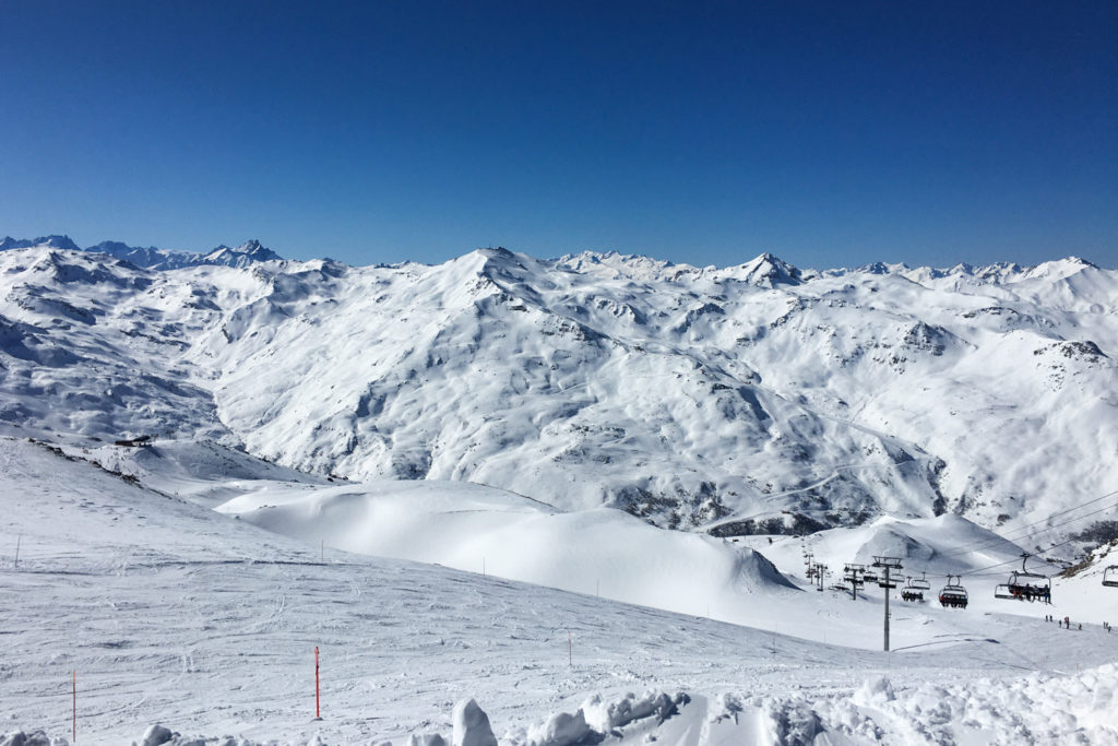 VILLAGES CLUBS DU SOLEIL LES MÉNUIRES - vacances en famille au ski (via mercipourlechocolat.fr)