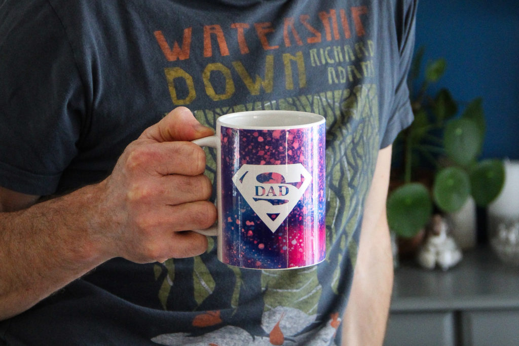 DIY - CRICUT MUG PRESS - tasse Super Dad pour la fête des pères