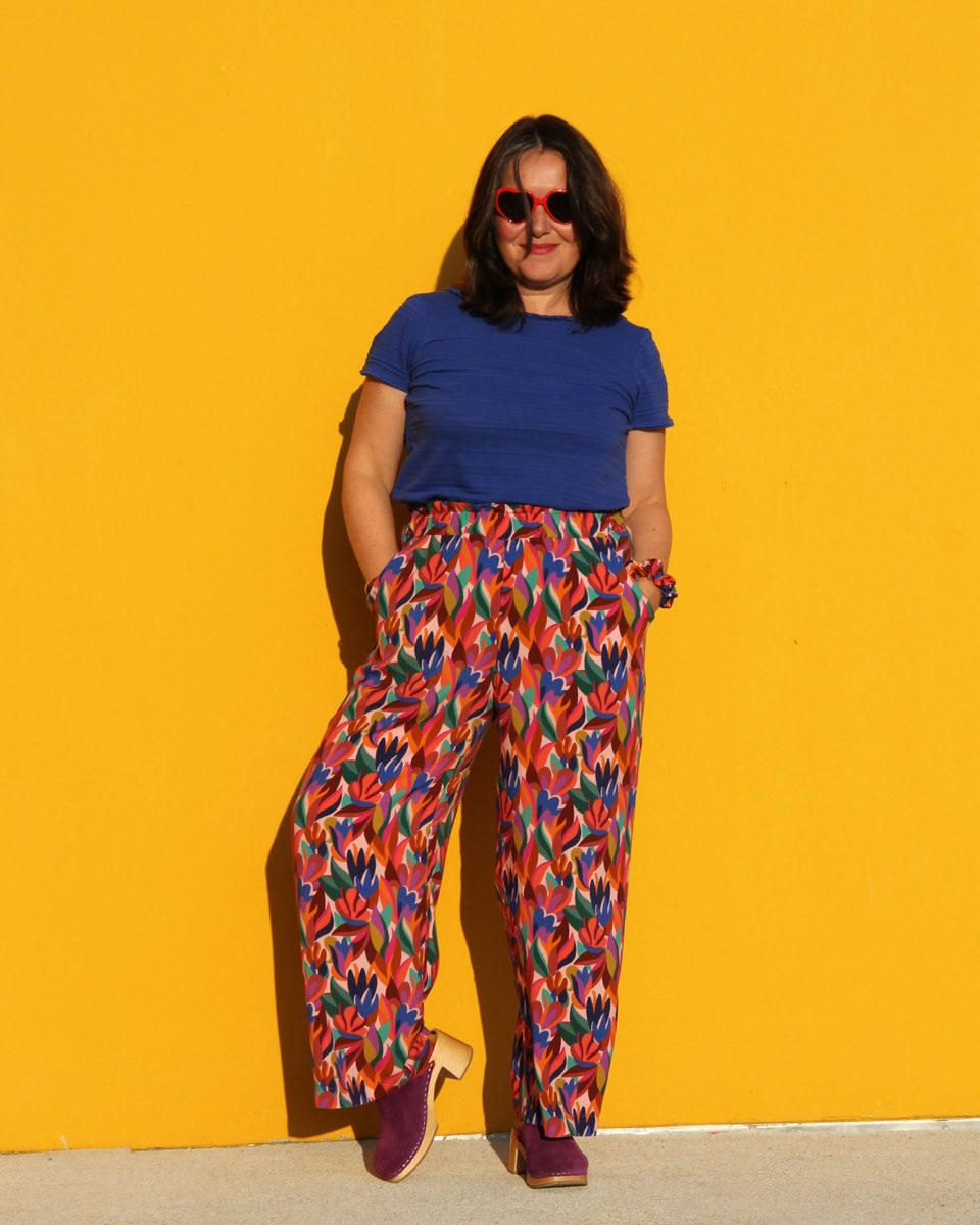 Couture - Color Therapy - pantalon Singapour Ikatee en viscose Wonderland Lise Tailor