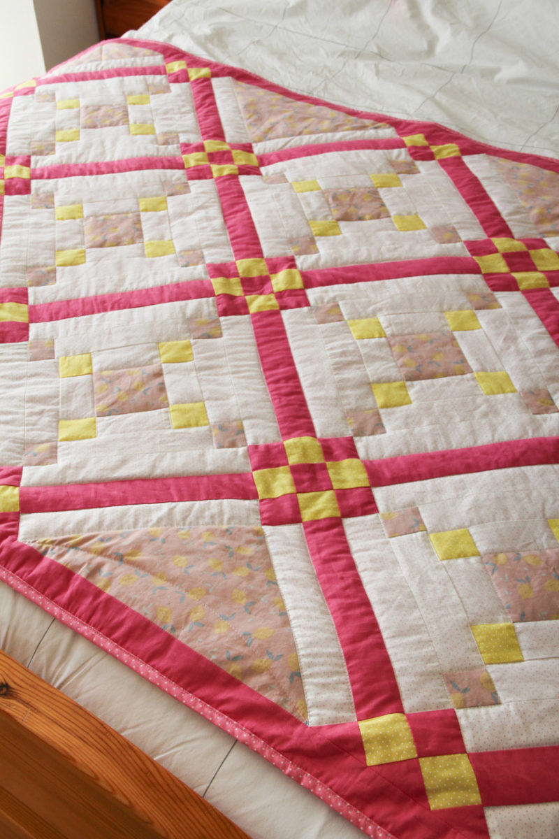 COUTURE PATCHWORK - mon premier quilt Malesherbes - patchwork moderne cousu main - www.mercipourlechocolat.fr / @mpchoco